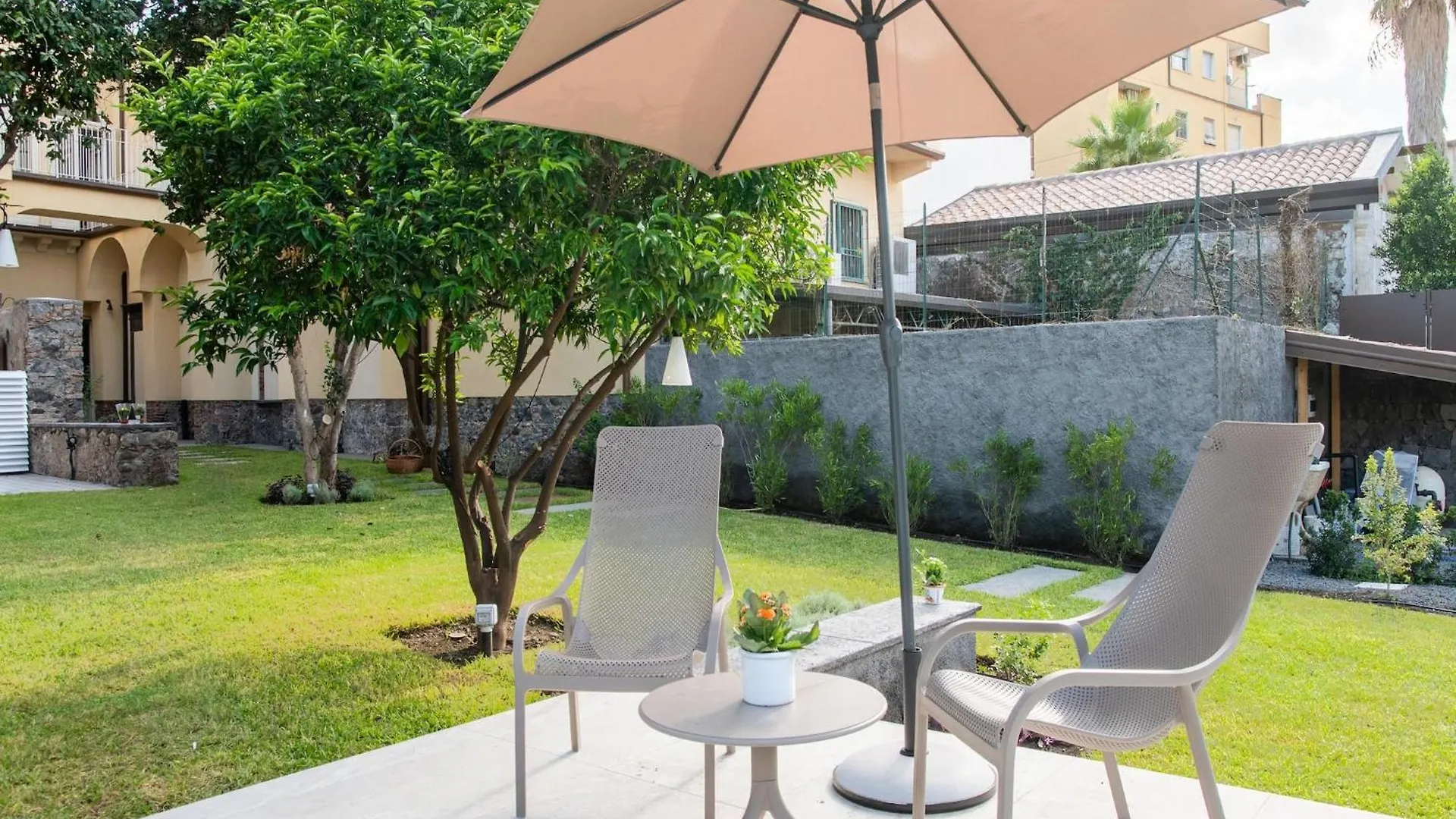 Luxurious Apartment With Pool In Giarre 0*,
